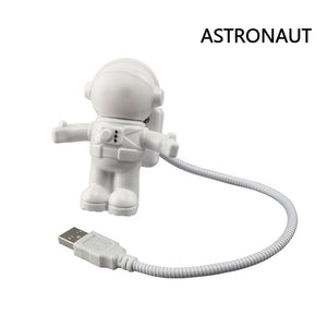 SPACELED | Astronaut USB Table Lamp